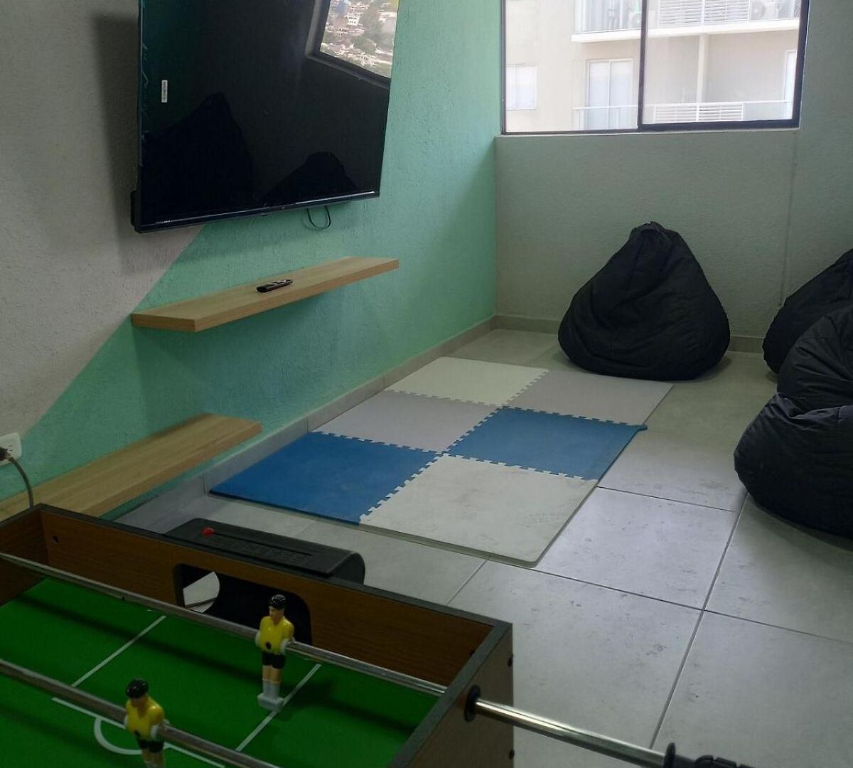 Apartamento 2 2 Banos En Edificio Confortable Piscina, Gym, Coworking, Salon, Parqueadero, Sobre Avenida Principal