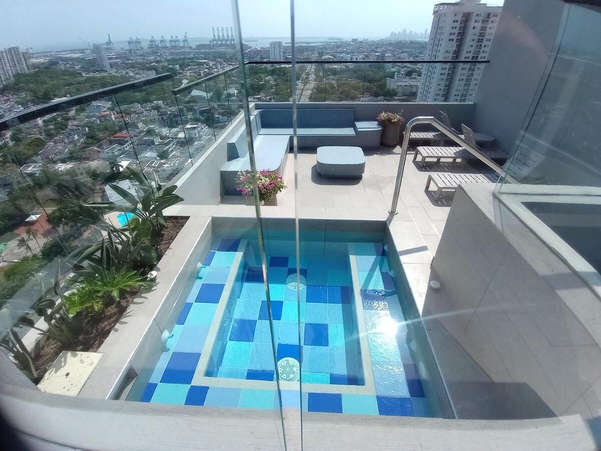 2 2 Banos En Edificio Confortable Piscina, Gym, Coworking, Salon, Parqueadero, Sobre Avenida Principal Apartamento
