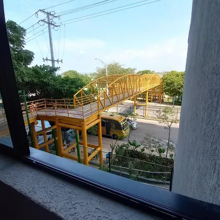 2 2 Banos En Edificio Confortable Piscina, Gym, Coworking, Salon, Parqueadero, Sobre Avenida Principal *
