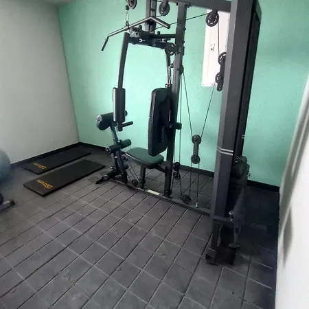 2 2 Banos En Edificio Confortable Piscina, Gym, Coworking, Salon, Parqueadero, Sobre Avenida Principal *