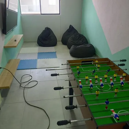 Apartamento 2 2 Banos En Edificio Confortable Piscina, Gym, Coworking, Salon, Parqueadero, Sobre Avenida Principal *