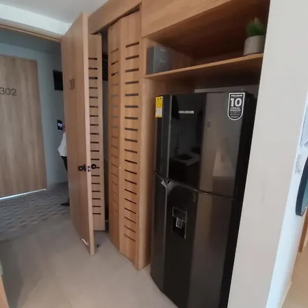 Apartamento 2 2 Banos En Edificio Confortable Piscina, Gym, Coworking, Salon, Parqueadero, Sobre Avenida Principal Cartagena